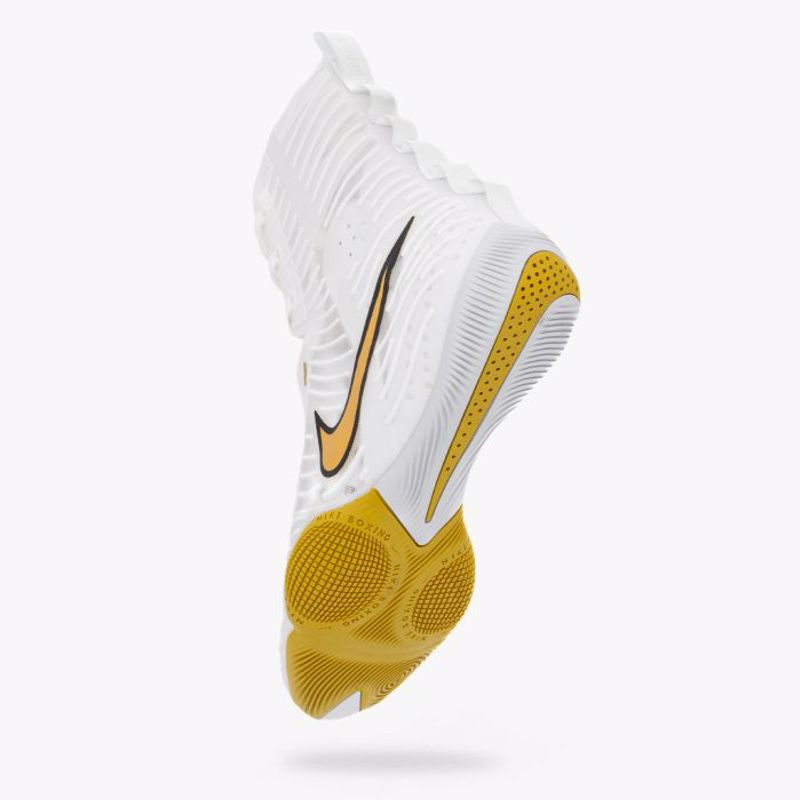 NIKE HYPER KO 3 PAPOuTSIA PuGAXIAS | white/gold